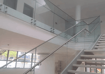 Guarda Corpo Sistema de Bottons em Parque Penha SP