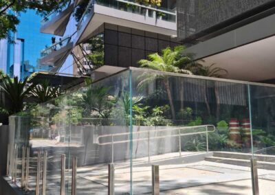 Guarda Corpo em Vidro e Inox no Litoral Paulista em Ilha Comprida