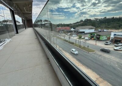 Guarda Corpo de Vidro com Inox