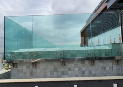 Guarda Corpo de Vidro com Inox